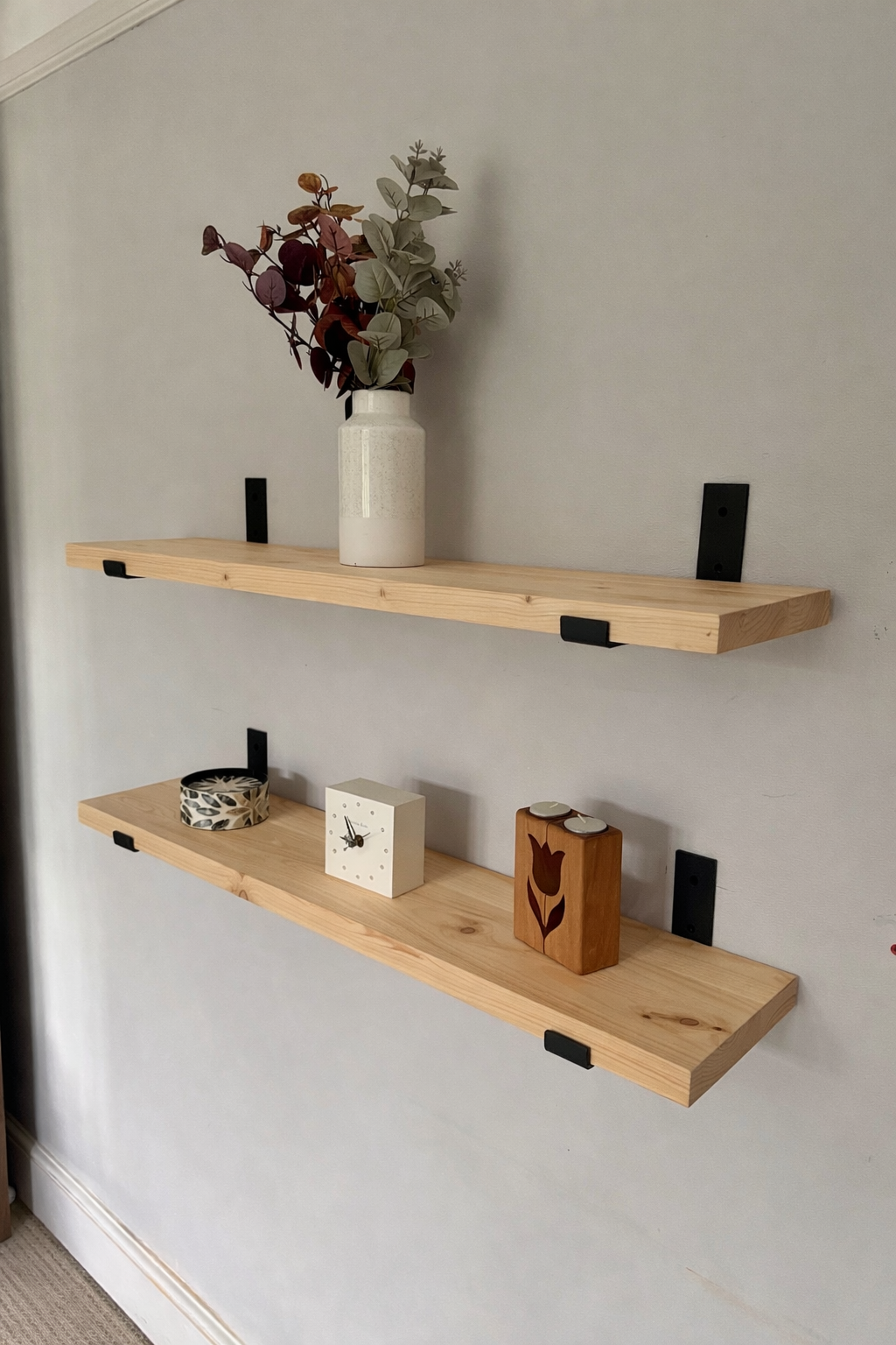 Pine Wooden Shelf